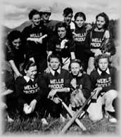 Wells Womens Produce softball team, wpH436